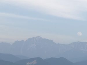 足場架設・土台敷き